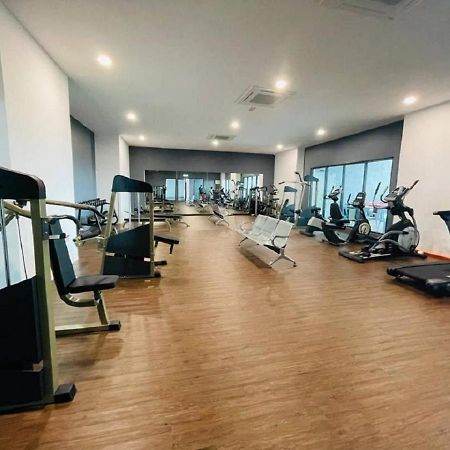 Sari Homestay Vista Bangi With Wi-Fi And Netflix Exterior foto